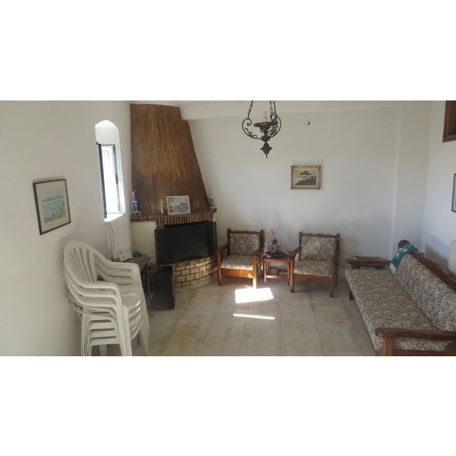 Sitting room with fireplace